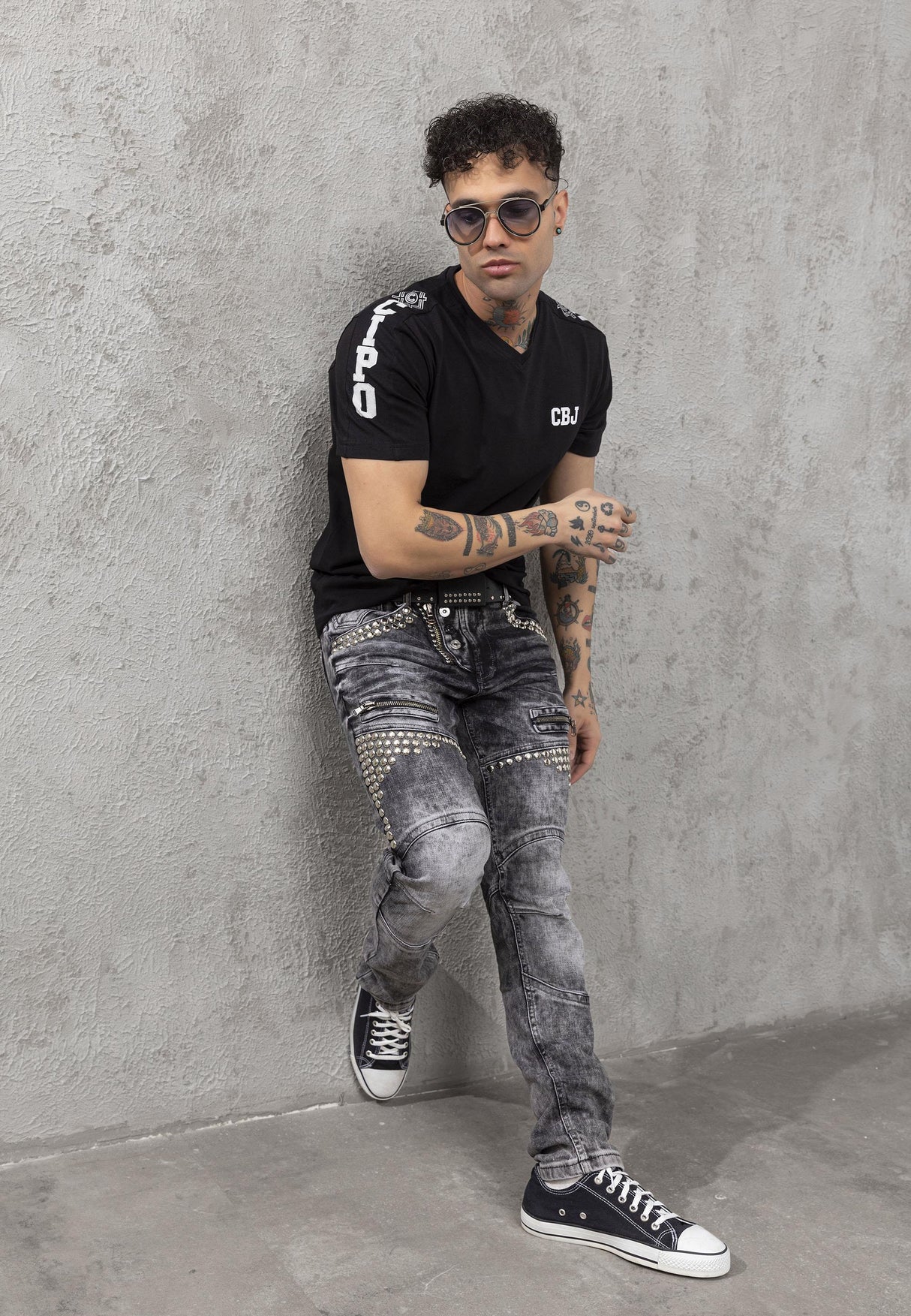 CT790 T-shirt basique avec logo brodé