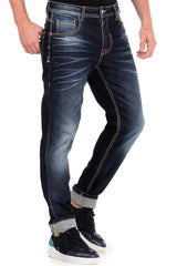 CD468 Men's Regular Fit Jeans with a distinctive washing
