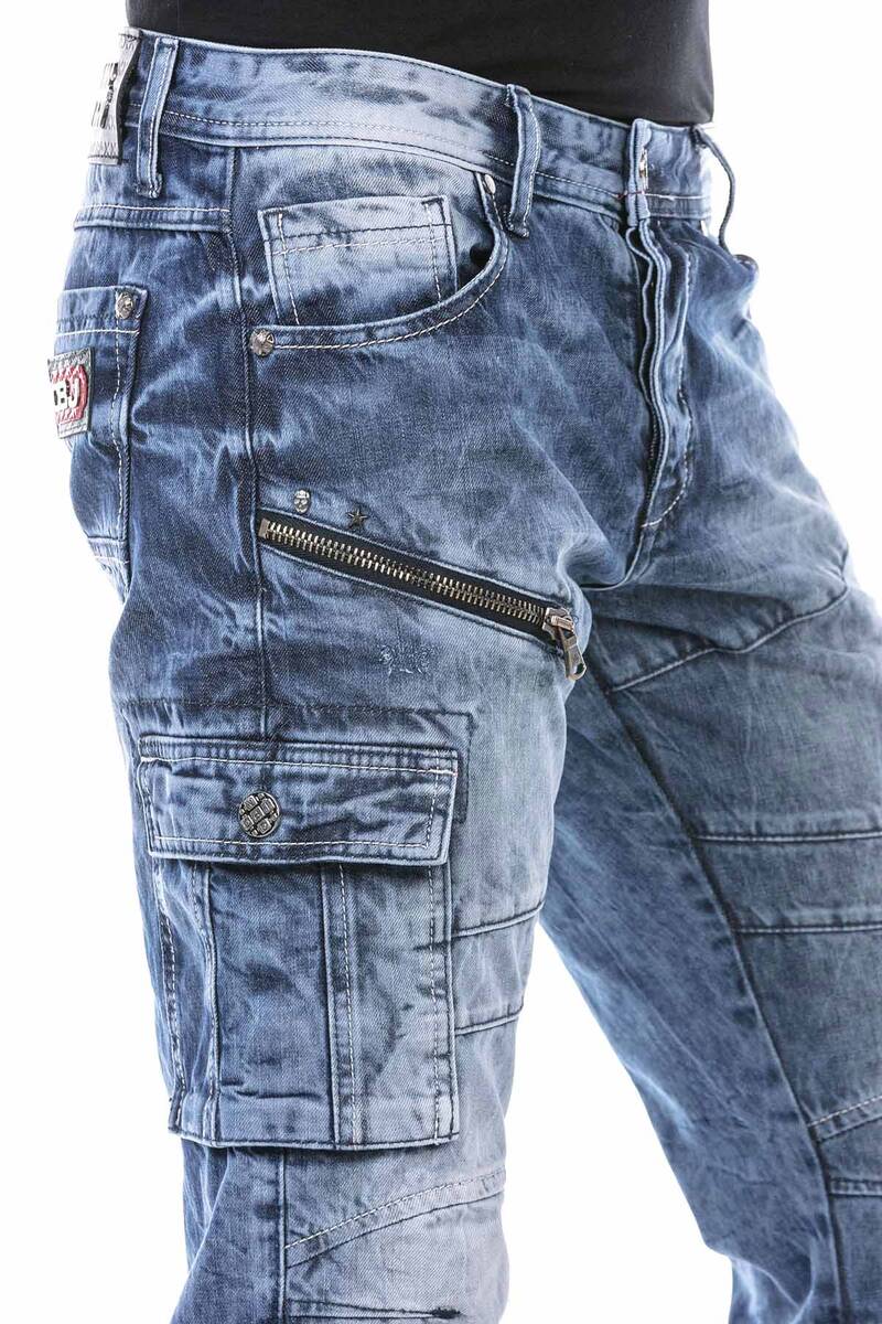 CD679 bequeme Jeans in trendiger Used-Optik