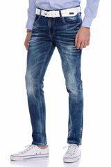 CD603 Jeans para hombres en el corte de ajuste directo de moda