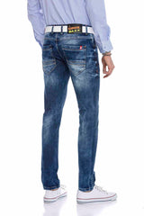 CD603 Jeans para hombres en el corte de ajuste directo de moda