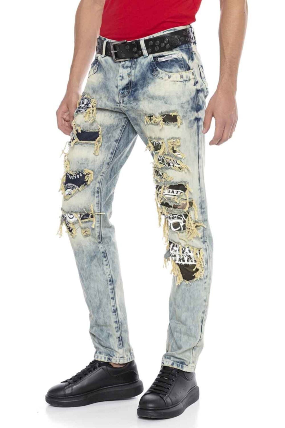 CD337 Jeans cómodos para hombres con elementos destruidos