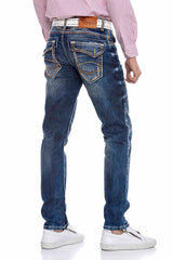 Jeans comodi da uomo CD305 in un look alla moda in forma dritta