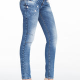 WD309 – Damen Jeans mit Strass-Details und modischer Waschung