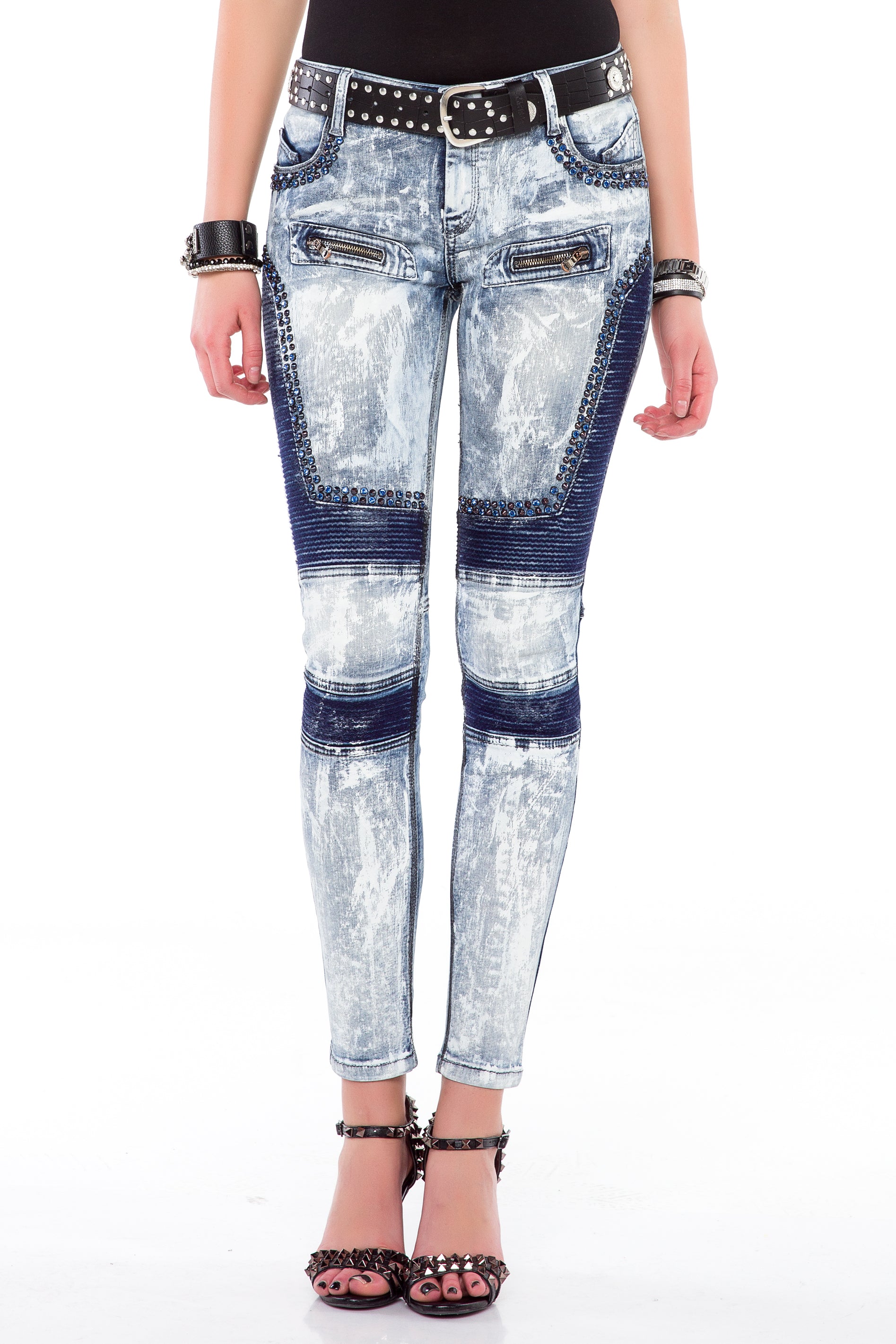 BLUE / W25-L32