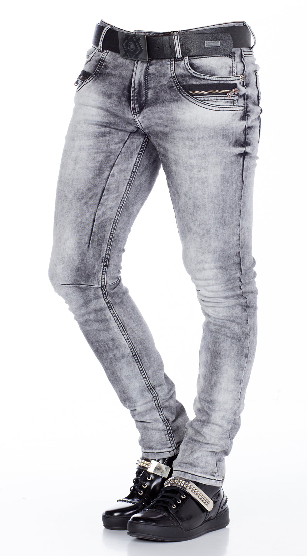 STANDARD / W28-L32