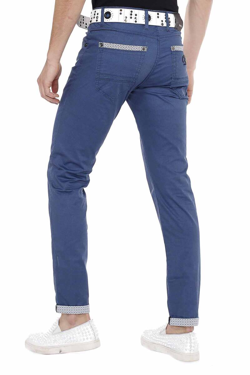 Pantalones de tela para hombres CD512 en un aspecto casual cómodo