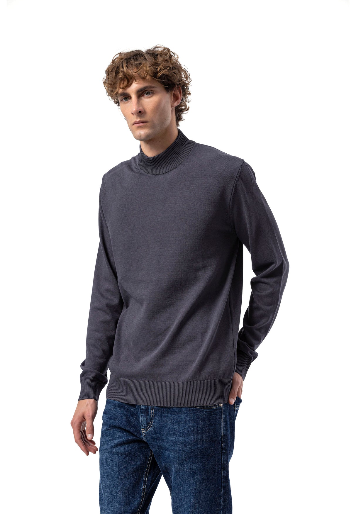 BP201 Pull homme avec col montant – Coupe régulière