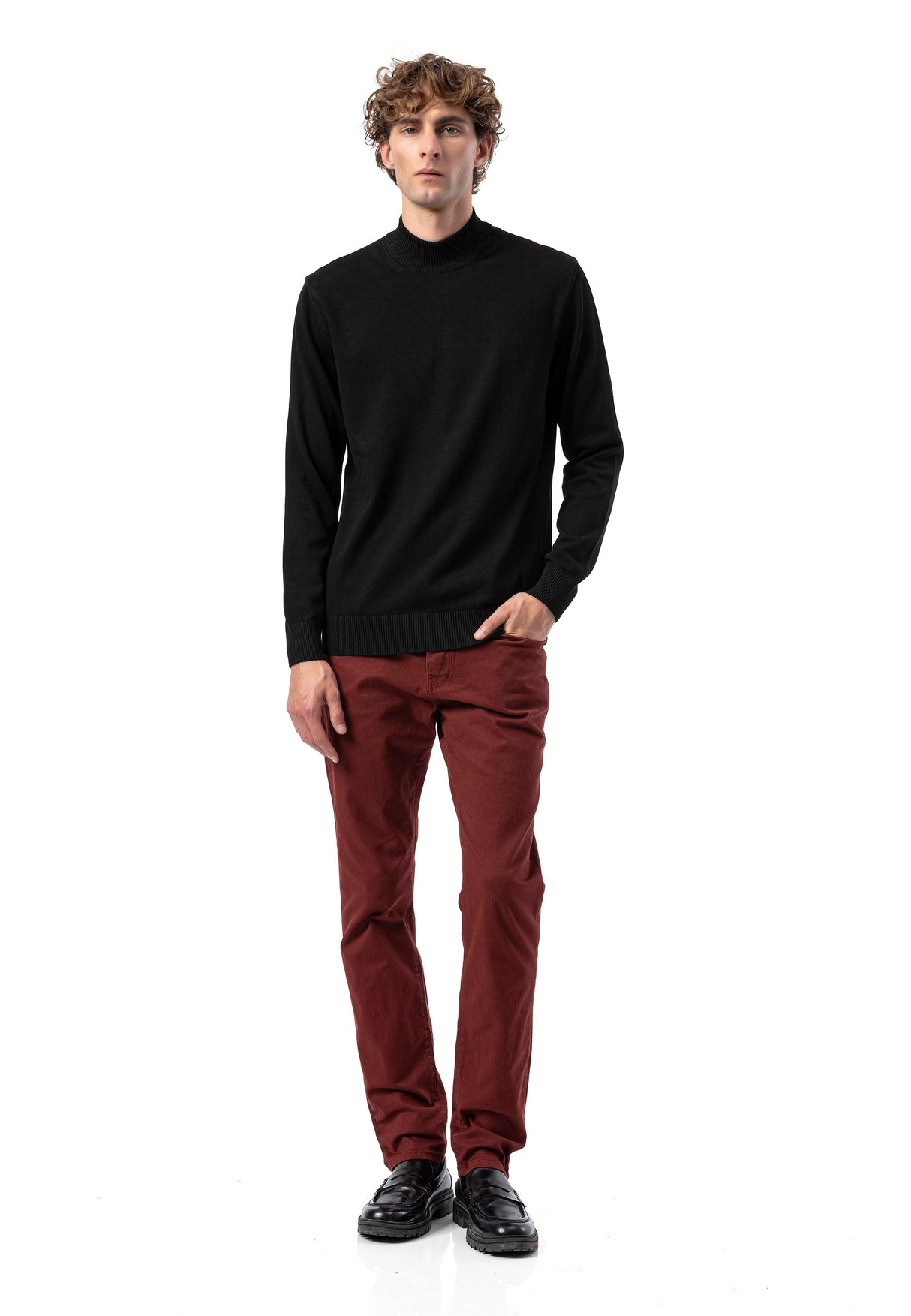 BP201 Pull homme avec col montant – Coupe régulière