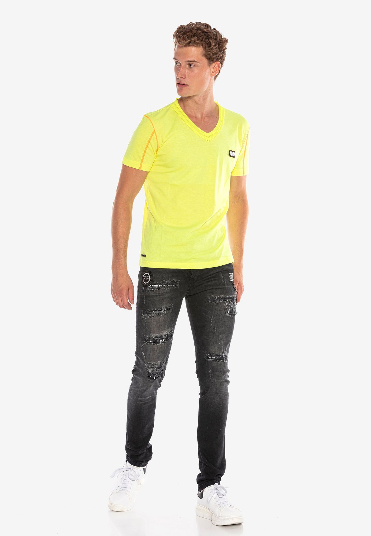 CT569 Camiseta con parches para hombres 