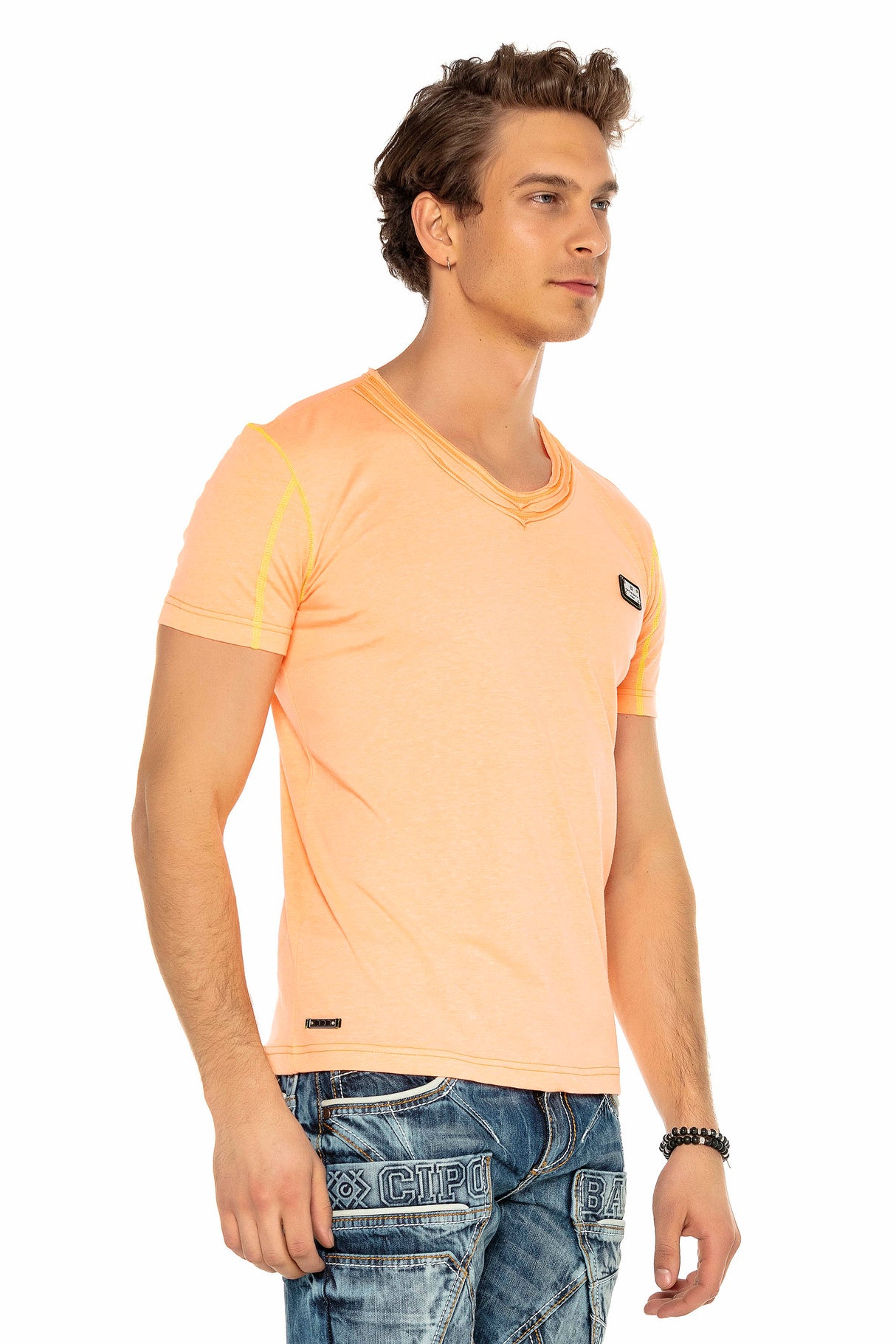 CT569 Camiseta con parches para hombres 