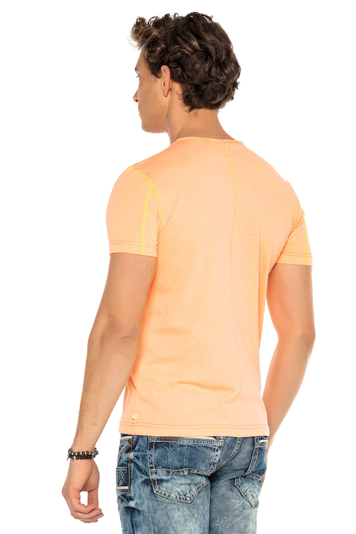 CT569 Camiseta con parches para hombres 