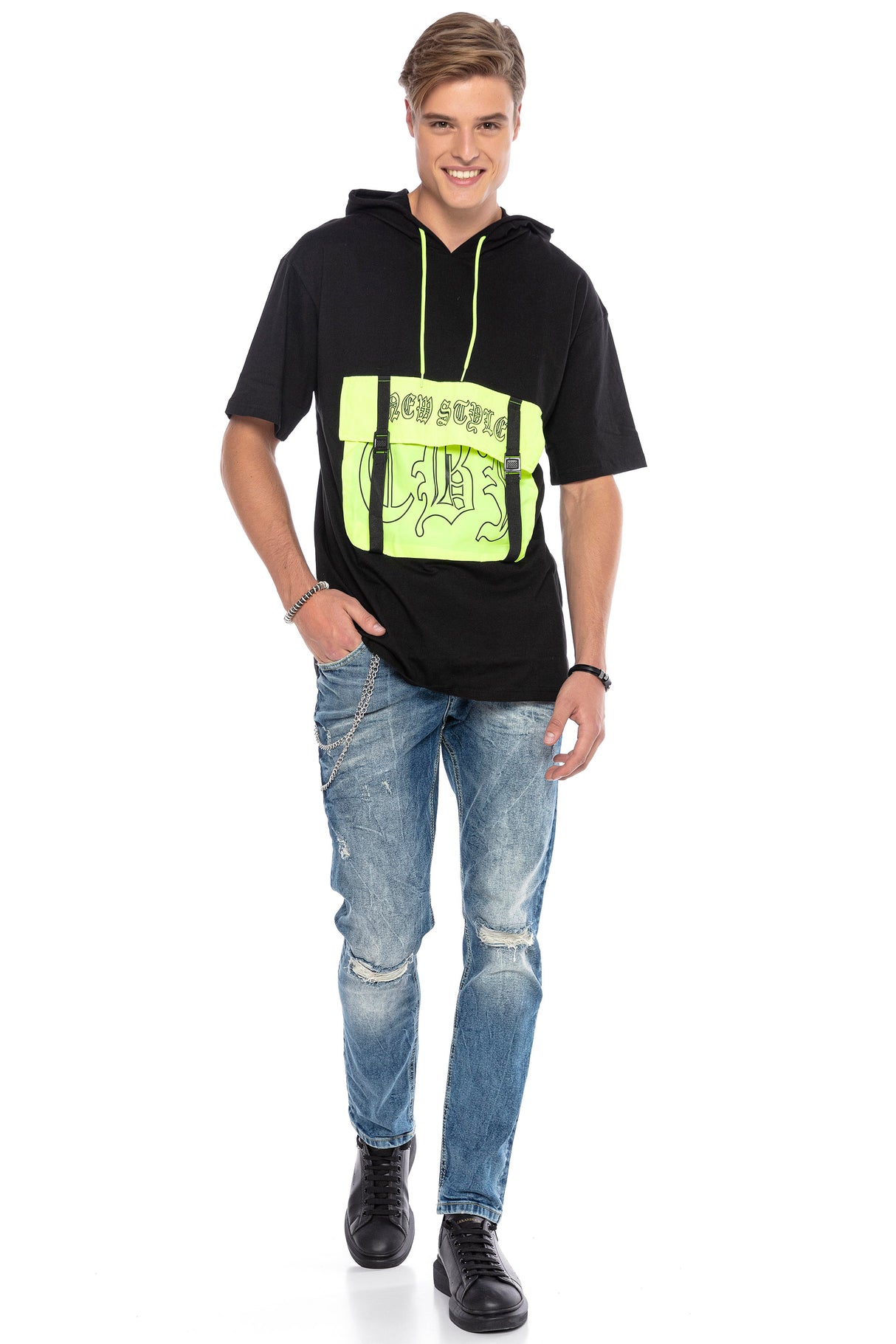 CT588 Camisa con capucha para hombres  con diseño de bolsillos grandes