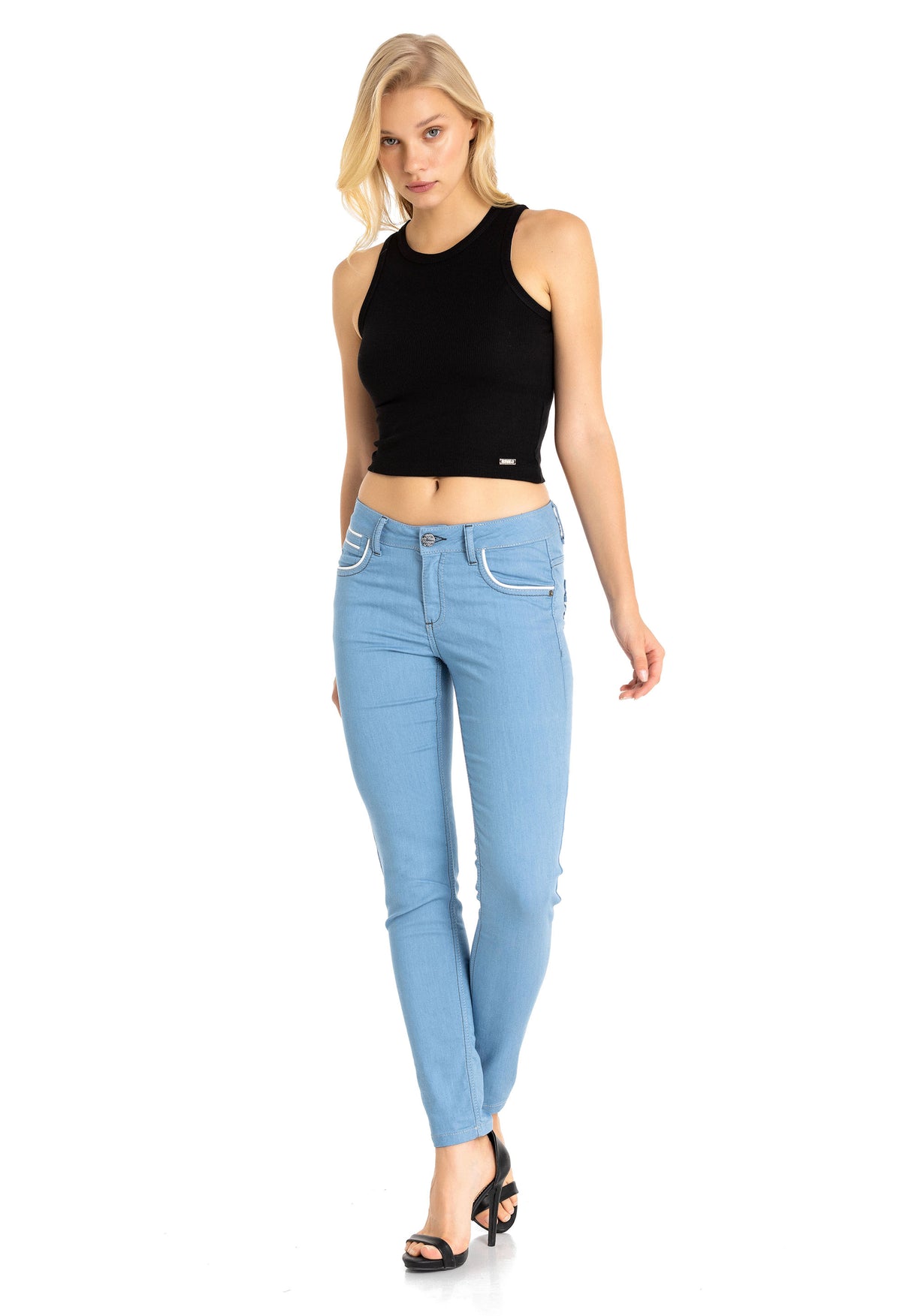 WD256A Jeans Slim-Fit para Mujer