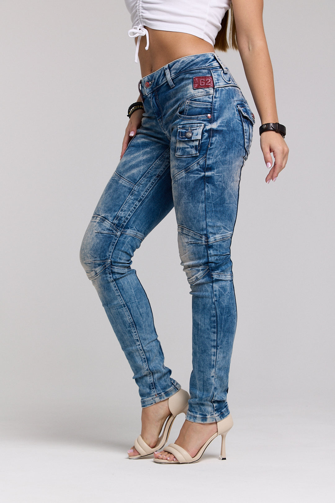 WD358 Comfortabele Dames Jeans met modieuze decoratieve Stiksels