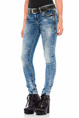 WD380 Femmes Slim-Fit Jeans dans une coupe slim confortable