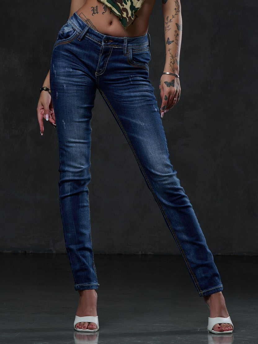 WD433 Women Slim-Fit jeans with contrast-colored seams