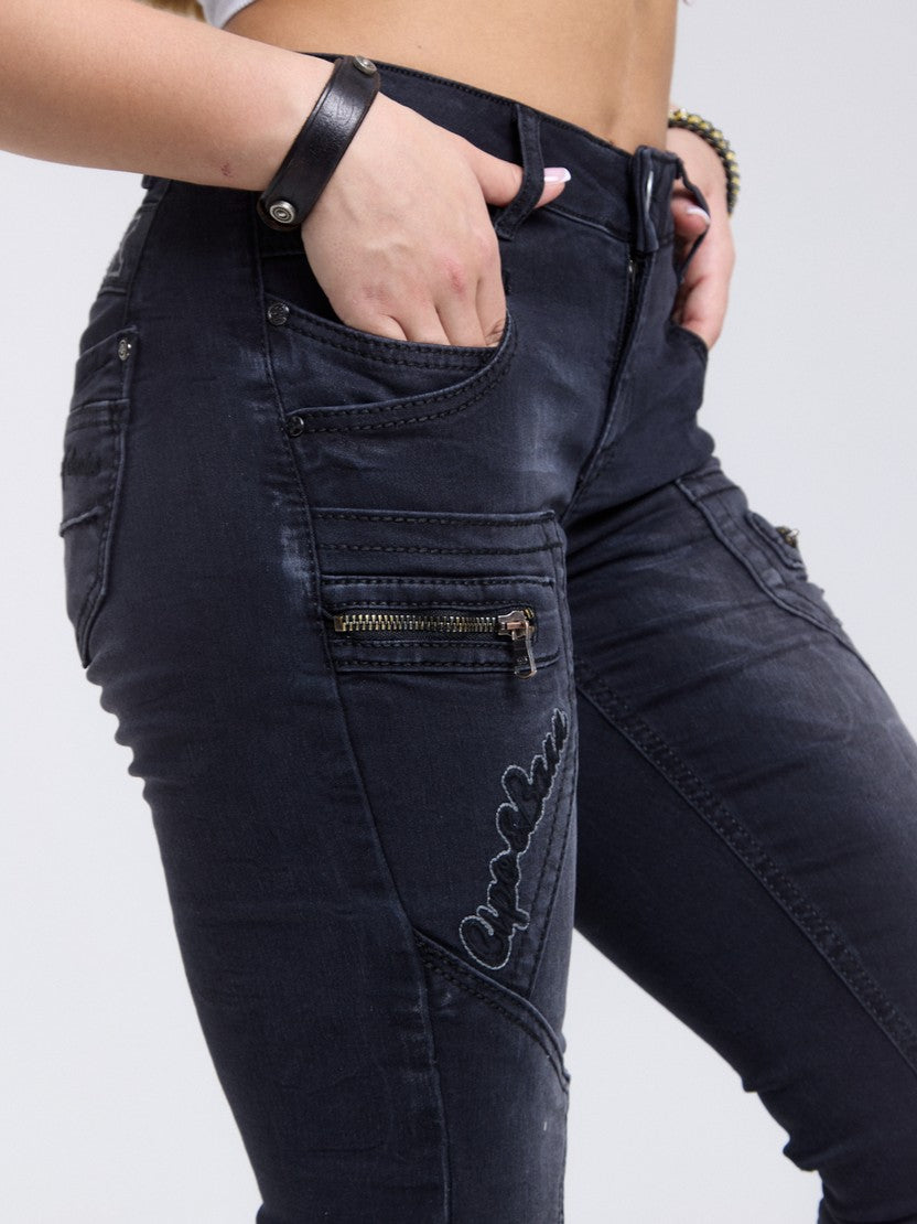 WD437 Jeans Slim-Fit avec coutures décoratives à la mode
