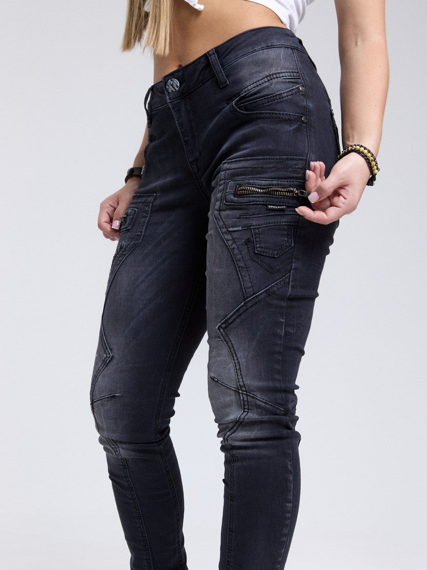 WD437 Jeans Slim-Fit avec coutures décoratives à la mode