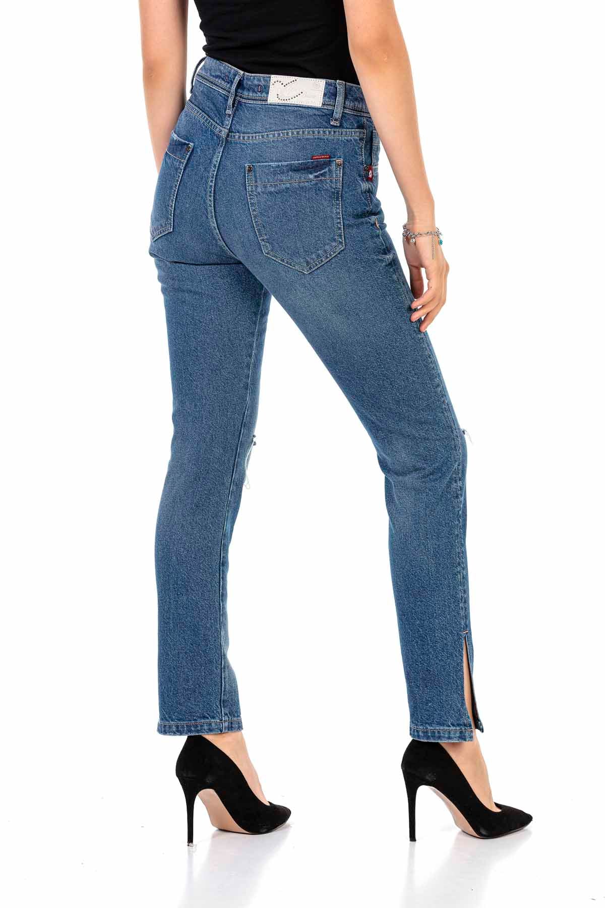 WD448 Mujeres jeans cómodos con elementos fríos destruidos