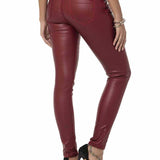 WD467 Slim-Fit Dames  Jeans met een glanzende Coating