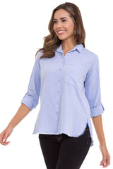WH124 Chemise femme avec fente et détails effilochés