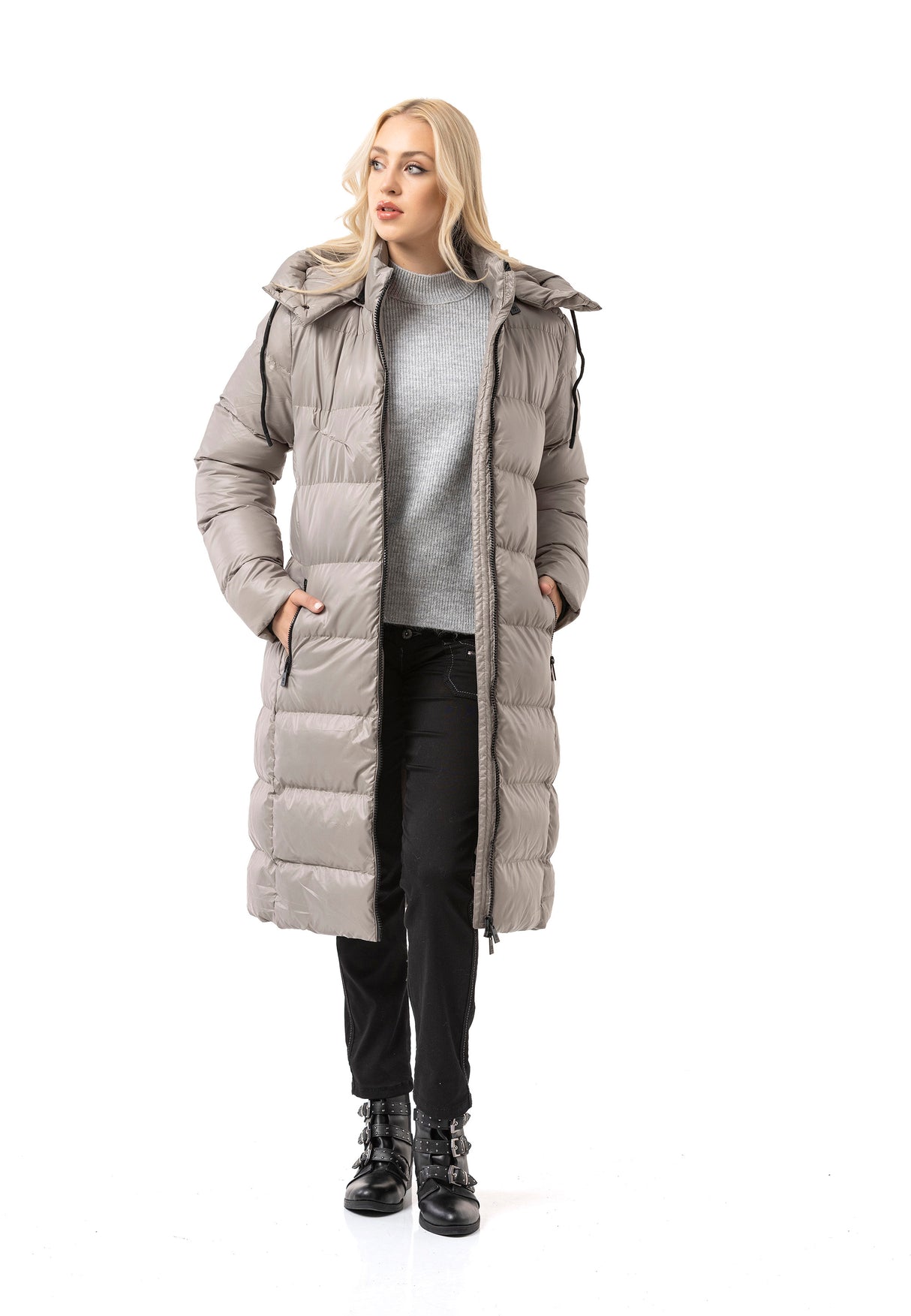 WM143 Women quilted coat in black with hood
