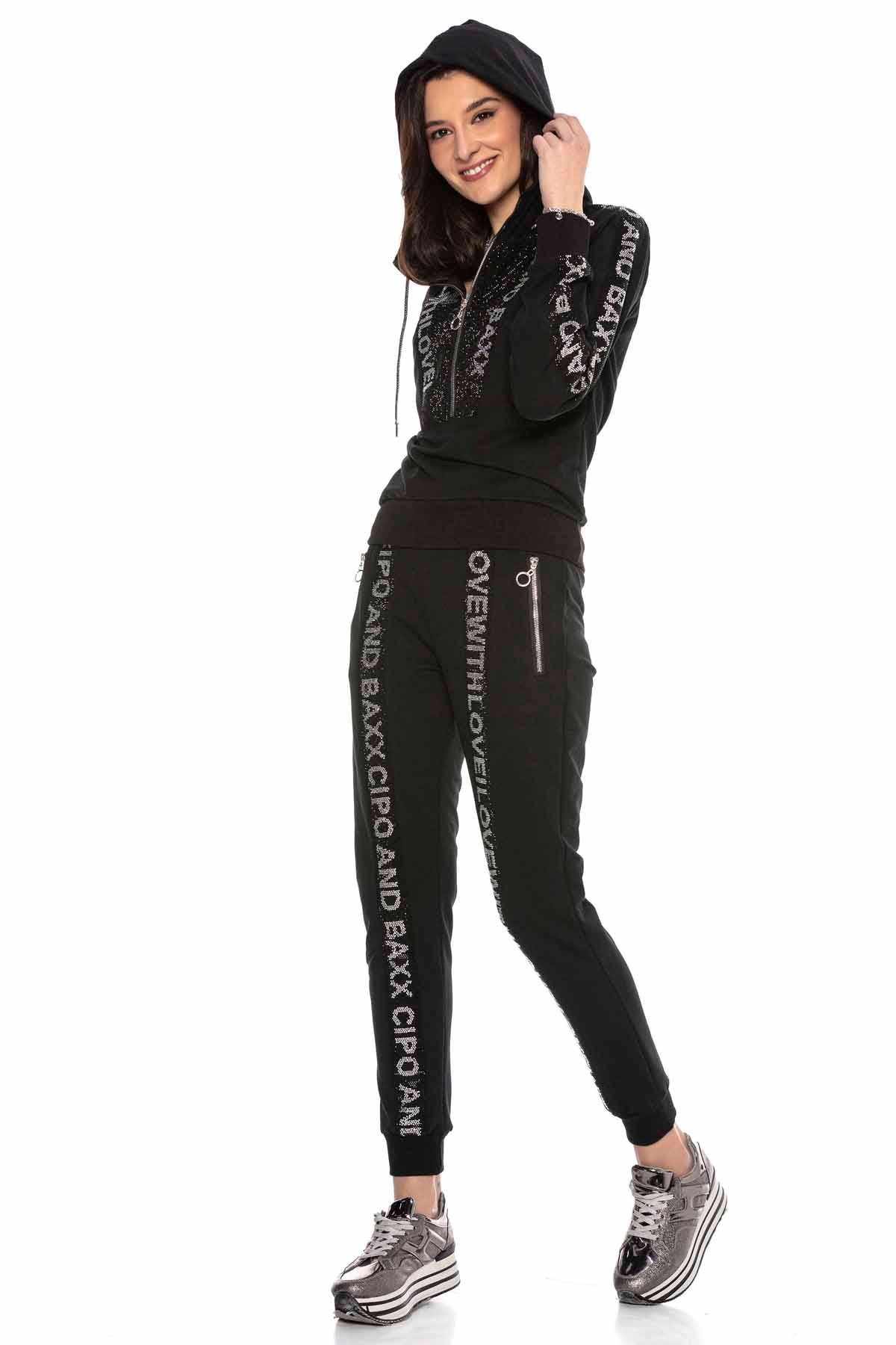 WLR132 Dames Joggingpak
