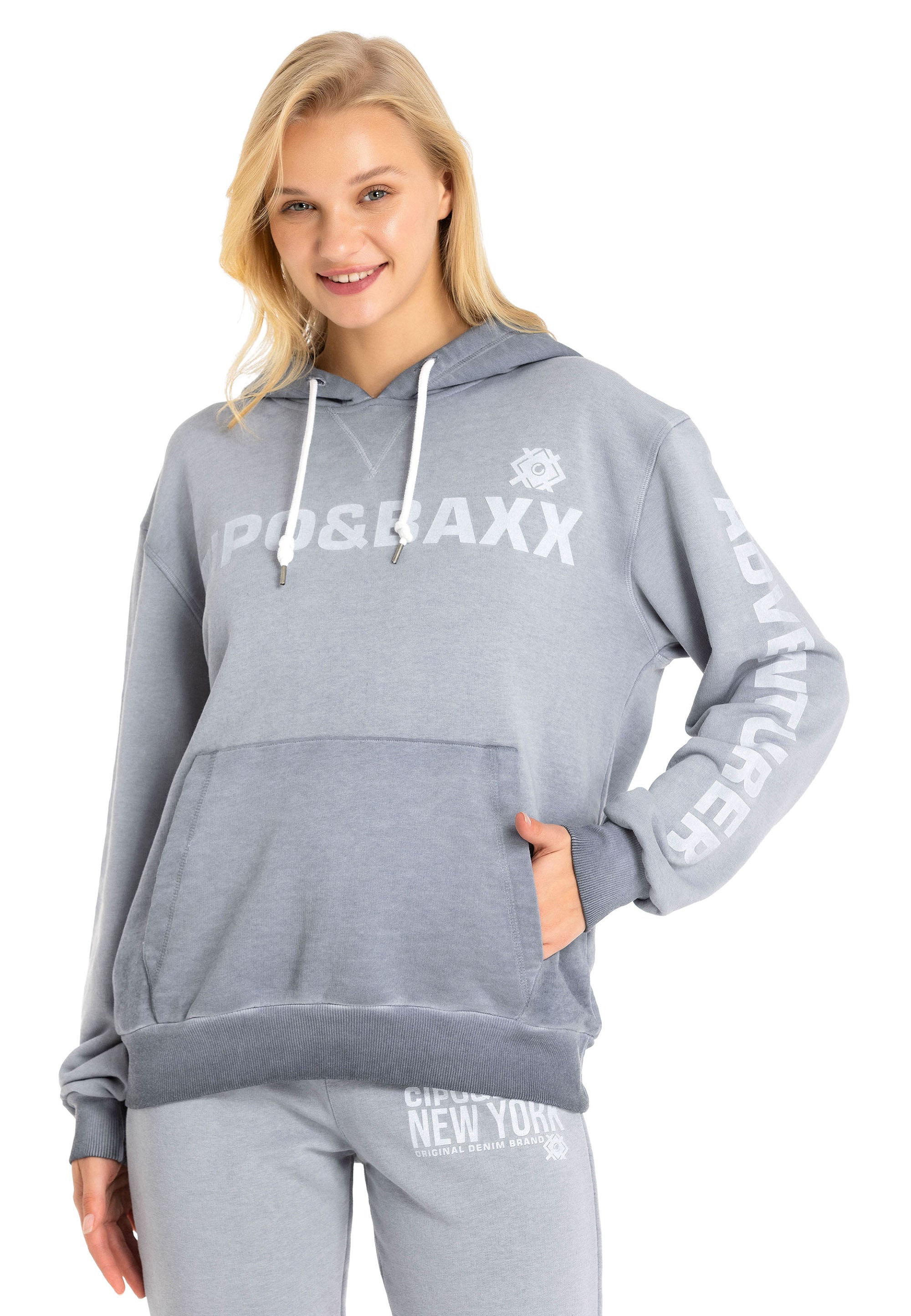 GREY / S