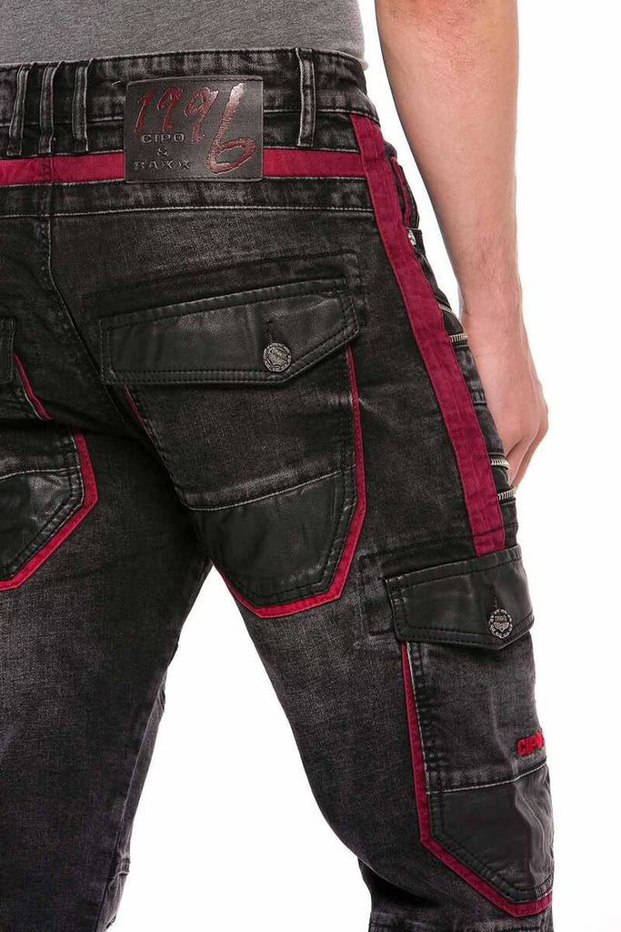 CD561 Herren Straight Fit-Jeans mit auffälligen Elementen - Cipo and Baxx