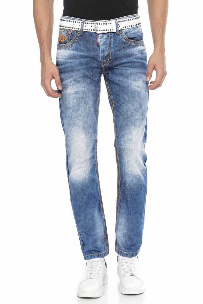 CD669 Herren Straight Fit-Jeans mit modische Waschung - Cipo and Baxx