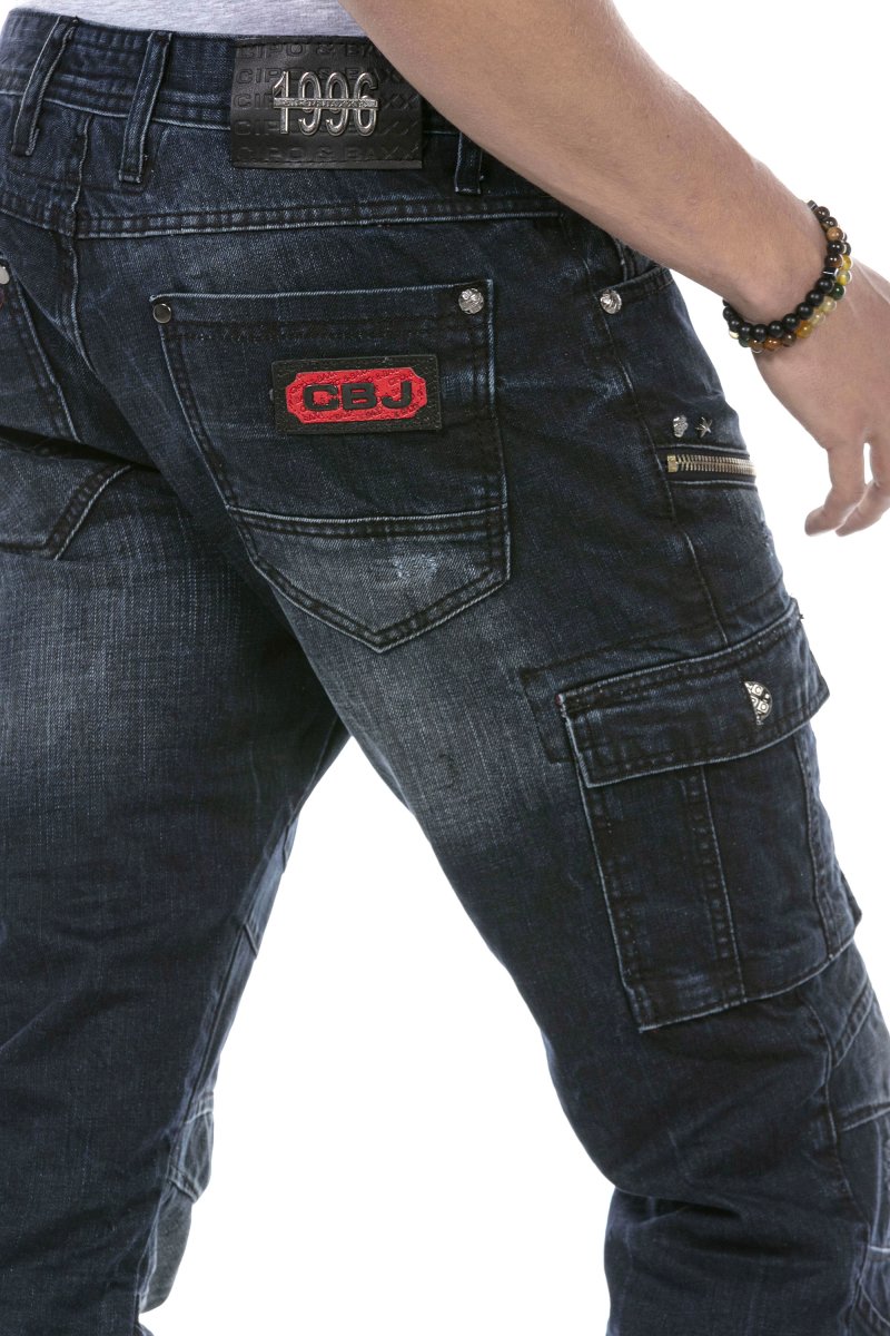 CD680 Herren Straight Fit-Jeans mit trendigen Cargotaschen - Cipo and Baxx - Herren Jeans - Letzte Chance! -