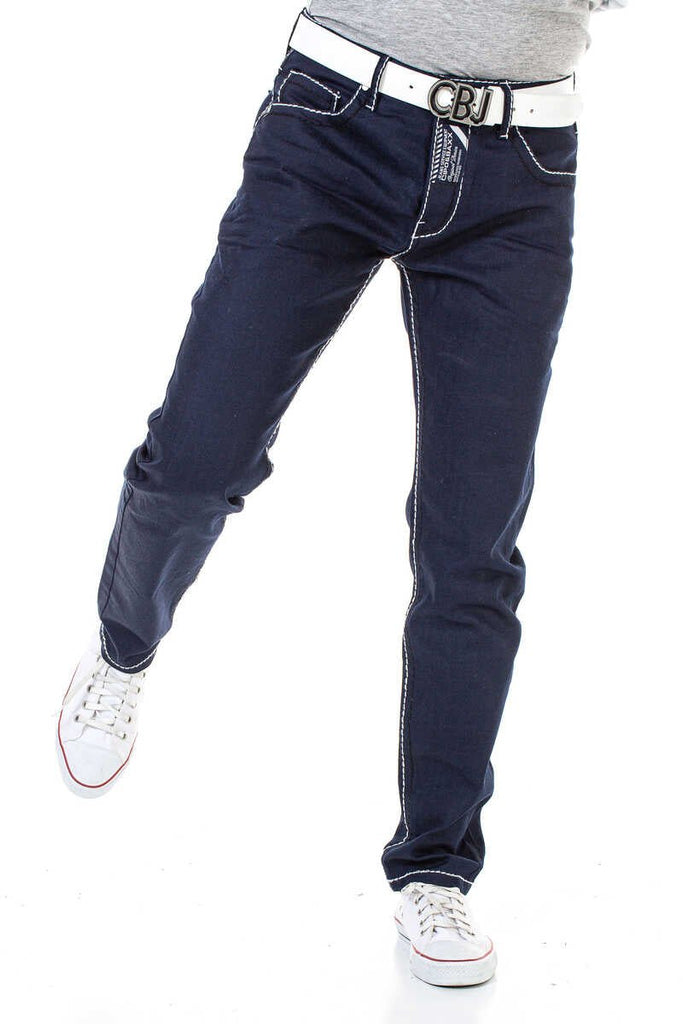 CD705 Herren Straight Fit-Jeans mit trendigen Kontrastnähten - Cipo and Baxx
