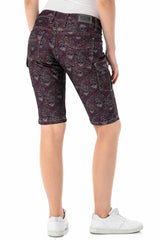 WK180 Damen Capri Shorts mit trendigem Allover-Muster - Cipo and Baxx - Damen Capri - Damen Short -